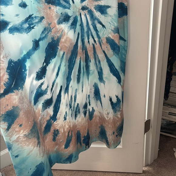Tie-Dye Maxi Dress - Picture 9 of 11